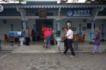 Wisata museum Keraton Surakarta kembali dibuka untuk umum
