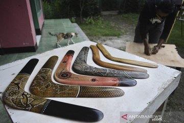 Bumerang dari limbah kayu