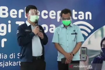 TransJakarta resmikan wifi gratis berkecepatan tinggi di 252 halte BRT