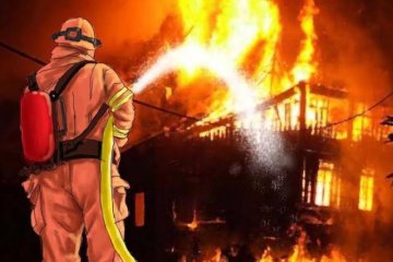 11 mobil damkar padamkan kebakaran rumah makan di Palmerah