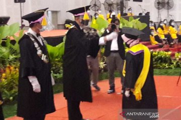 Untidar wisuda 301 lulusan dengan protokol kesehatan ketat