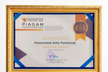 Terbaik pertama, Pemkot Pontianak sabet penghargaan BKN Regional V