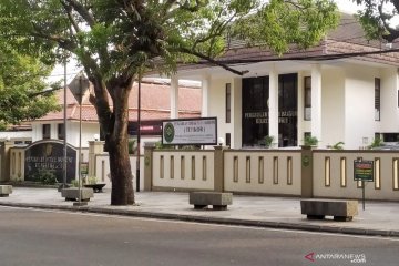 15 orang positif COVID-19, Pengadilan Negeri Bandung tutup sementara