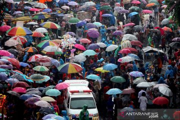 Sebagian kota besar di Indonesia diguyur hujan ringan hingga sedang
