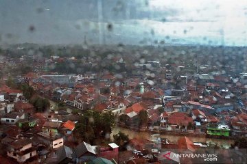 BMKG prediksi hujan sedang hingga lebat di sebagian wilayah Indonesia
