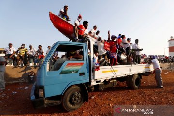 Hoaks! Pasangan di Ghana wajib gunakan pakaian pengantin saat bercerai