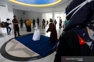 Eksekusi cambuk pelanggar Syariat Islam