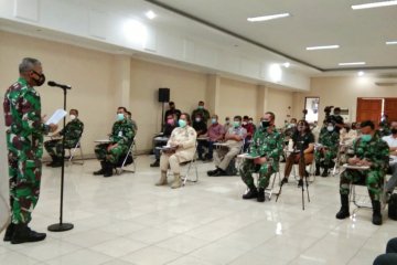 Personel Kesehatan TNI jalani pelatihan vaksinasi COVID-19