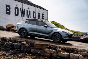 Aston Martin DBX Bowmore Edition dijual hanya 18 unit