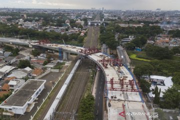 Progres pembangunan jalan layang Cakung