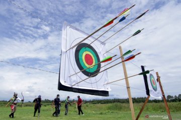 Latihan panahan tradisional