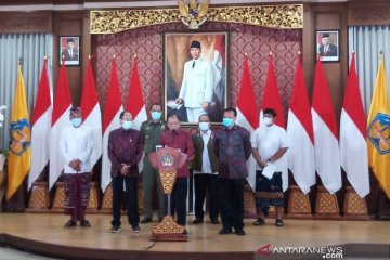 Bali wajibkan uji usap bagi pelaku perjalanan transportasi udara