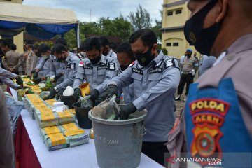 Pemusnahan ratusan kilogram sabu di Aceh