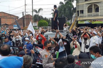 Kapolda bubarkan aksi damai Aliansi Umat Islam Jambi