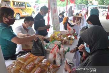 Pasar murah jelang natal dan tahun baru