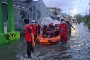 Tagana dan BPBD evakuasi warga terdampak banjir