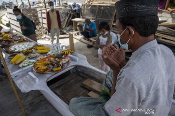 Ritual selamatan perahu baru