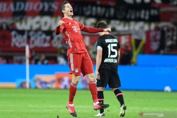 Liga Jerman: Dua gol Lewandowski antar Bayern ke puncak klasemen sementara