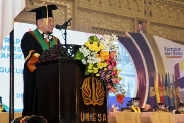 Ketua DPD RI: Prestasi Prof Adi Utarini-Tri Mumpuni jadi kado Hari Ibu