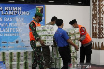 BUMN Lampung serahkan 64.000 masker kepada masyarakat