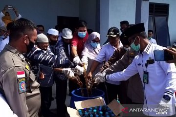 Pemusnahan minuman beralkohol di Tambelan