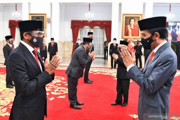 Presiden melantik enam menteri baru