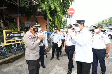 Kakorlantas dampingi Menhub sidak prokes Terminal Kampung Rambutan