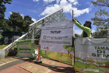 Penutupan kawasan Taman Menteng saat liburan