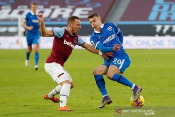 Laga seru West Ham vs Brighton berakhir seri 2-2