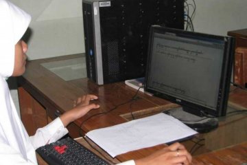 Amrih, pelopor digitalisasi aksara Jawa di Yogyakarta