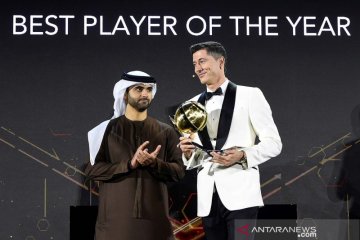 Robert Lewandowski raih penghargaan pemain terbaik 2020 Globe Soccer Awards