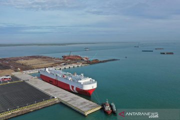 Luhut sebut sederet manfaat pembangunan Pelabuhan Patimban