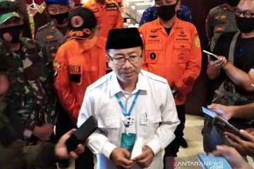 Pemkab Cianjur gencarkan penyemprotan disinfektan hingga kecamatan