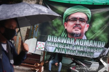 Suasana sekitar markas FPI Petamburan usai pengumuman pembubaran