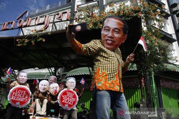 Aksi simpatik sampaikan harapan tahun baru 2021