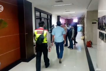 Tim penyidik KPK geledah Gedung DPRD Provinsi Jabar