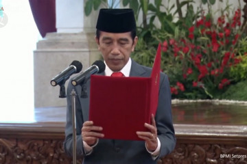 Jokowi lantik kepala BNN dan Kepala BRGM