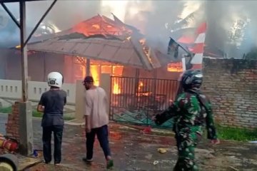 Rumah Cabup Boven Digoel dibakar, Polisi imbau warga tidak anarkis