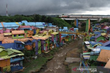 Liburan tahun baru di kampung warna-warni Jodipan