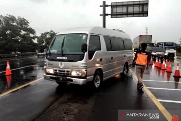 Arus balik Tahun Baru,  tol Japek arah Jakarta diberlakukan contraflow