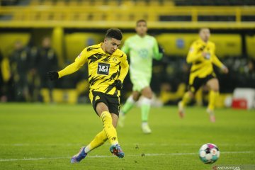 Dortmund buka 2021 dengan kemenangan 2-0 atas Wolfsburg