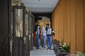 Kemendikbud: SKB soal seragam sekolah tidak mengurangi hak beragama