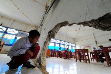 Akses pendidikan desa terpencil di Kerinci