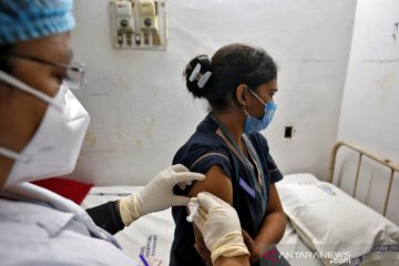 India laporkan 447 kasus 'efek samping' setelah vaksinasi COVID-19