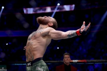 McGregor janjikan 'mahakarya' saat hadapi Dustin Poirier