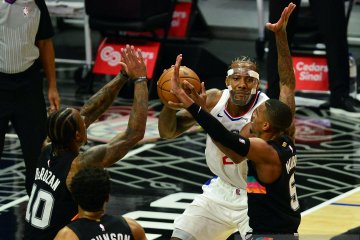 Spurs akhiri paceklik menang dengan pecundangi Clippers 116-113