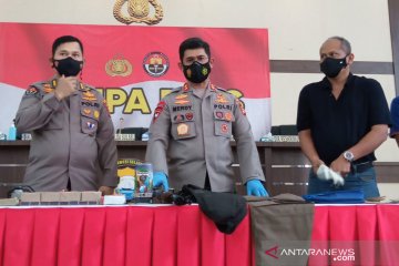 Pemakaman dua terduga teroris di Makassar dikawal ketat polisi