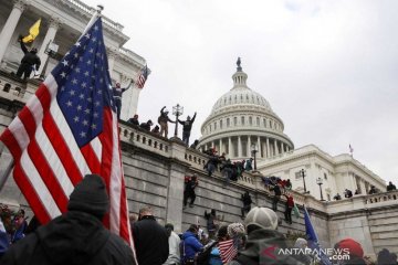Anggota organisasi neo fasis AS ditangkap karena kerusuhan di Capitol