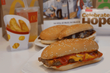 Menu baru McDonald's Prosperity hanya sampai 7 Februari