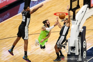 Sikat Timberwolves, Spurs catat tiga kemenangan tandang beruntun